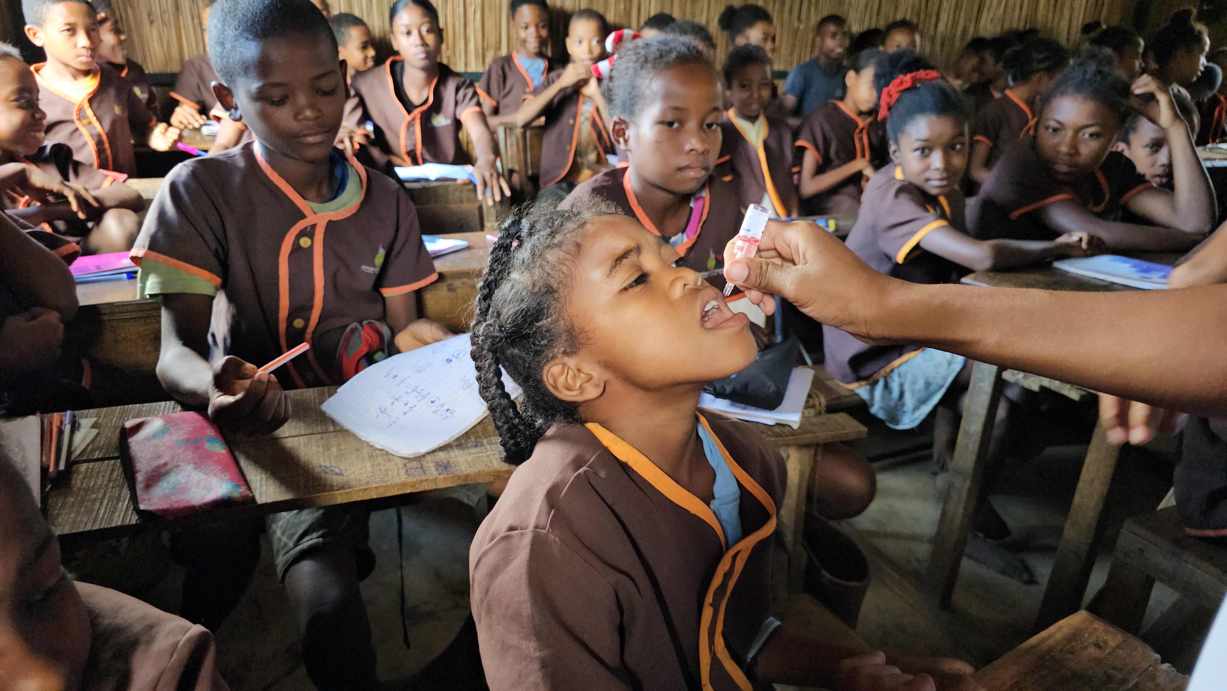 madagascar_ Vaccination session in a school. Photo: UNICEF/2024/Rimoyal Ratnan