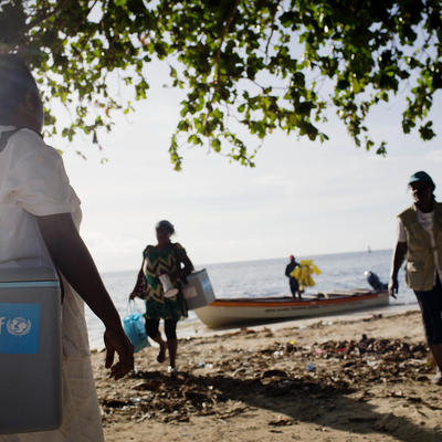 Unicef representatives arriving by boat