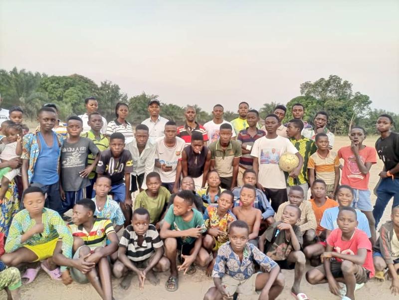 Children in Tshofa gather for an inclusive football match, bridging communities and promoting children's rights through Dr. Jean Baptiste MAUNGA’s initiatives. © UNICEF/2024